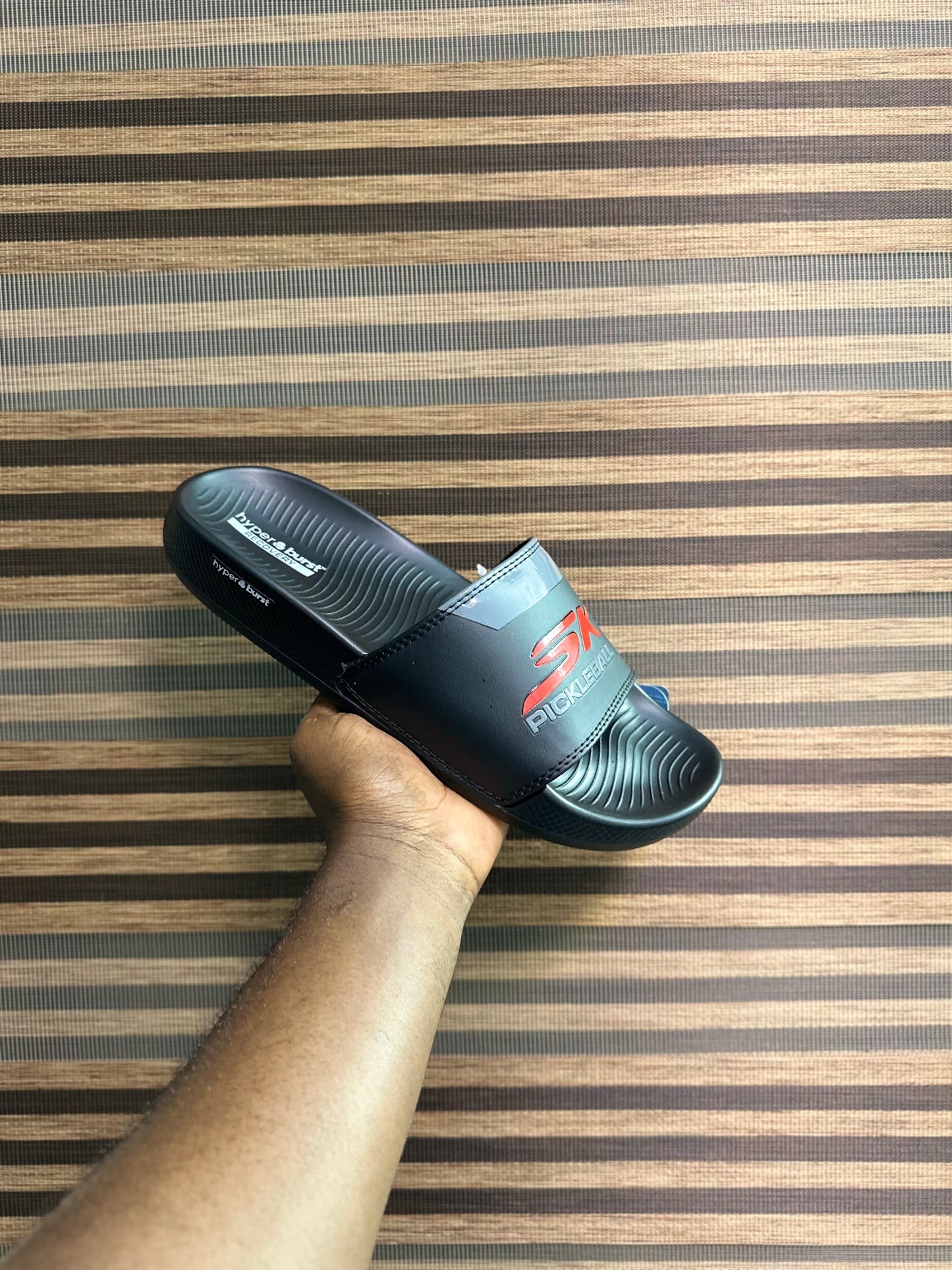 Skechers slide