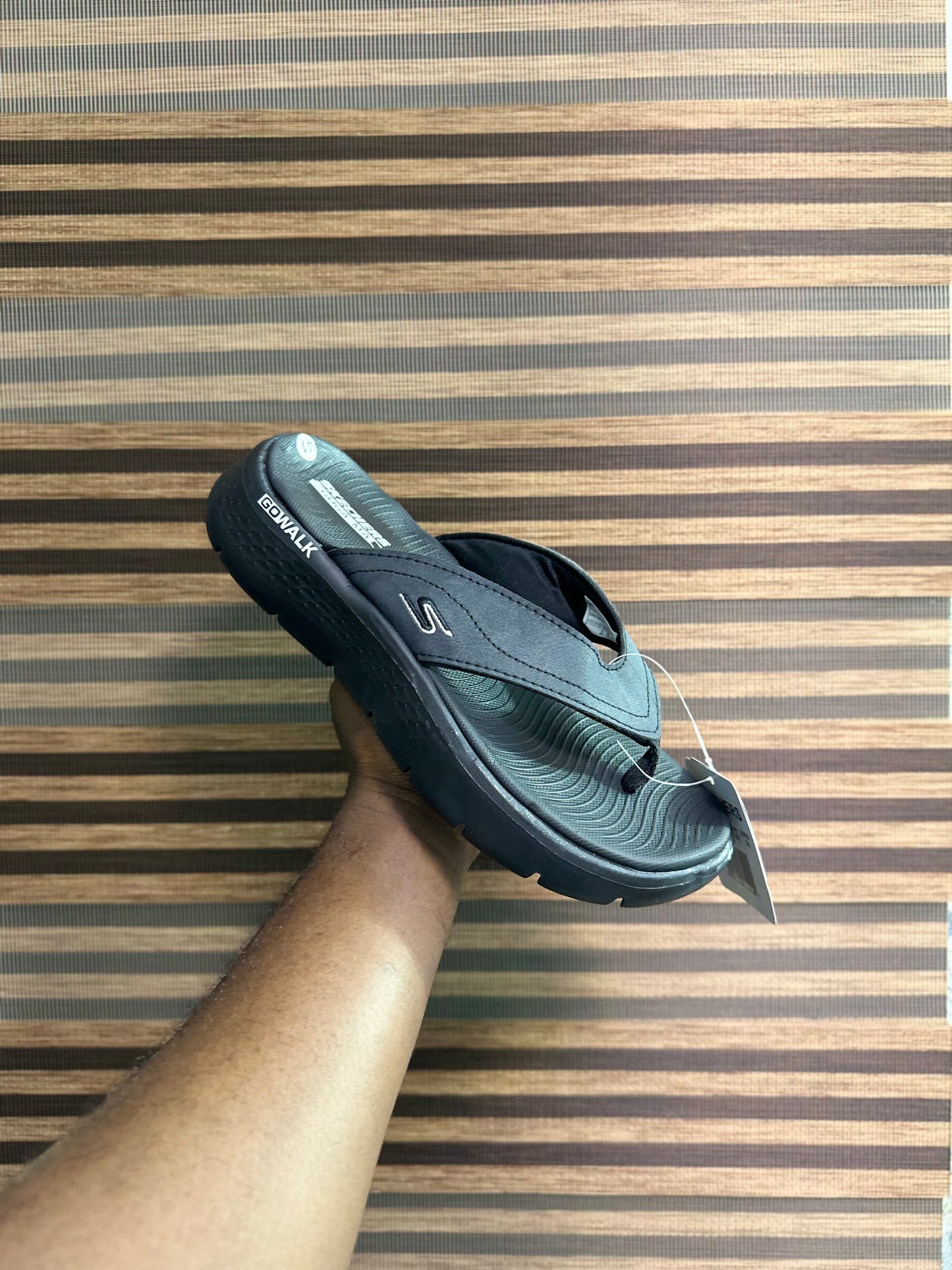 Skechers flip