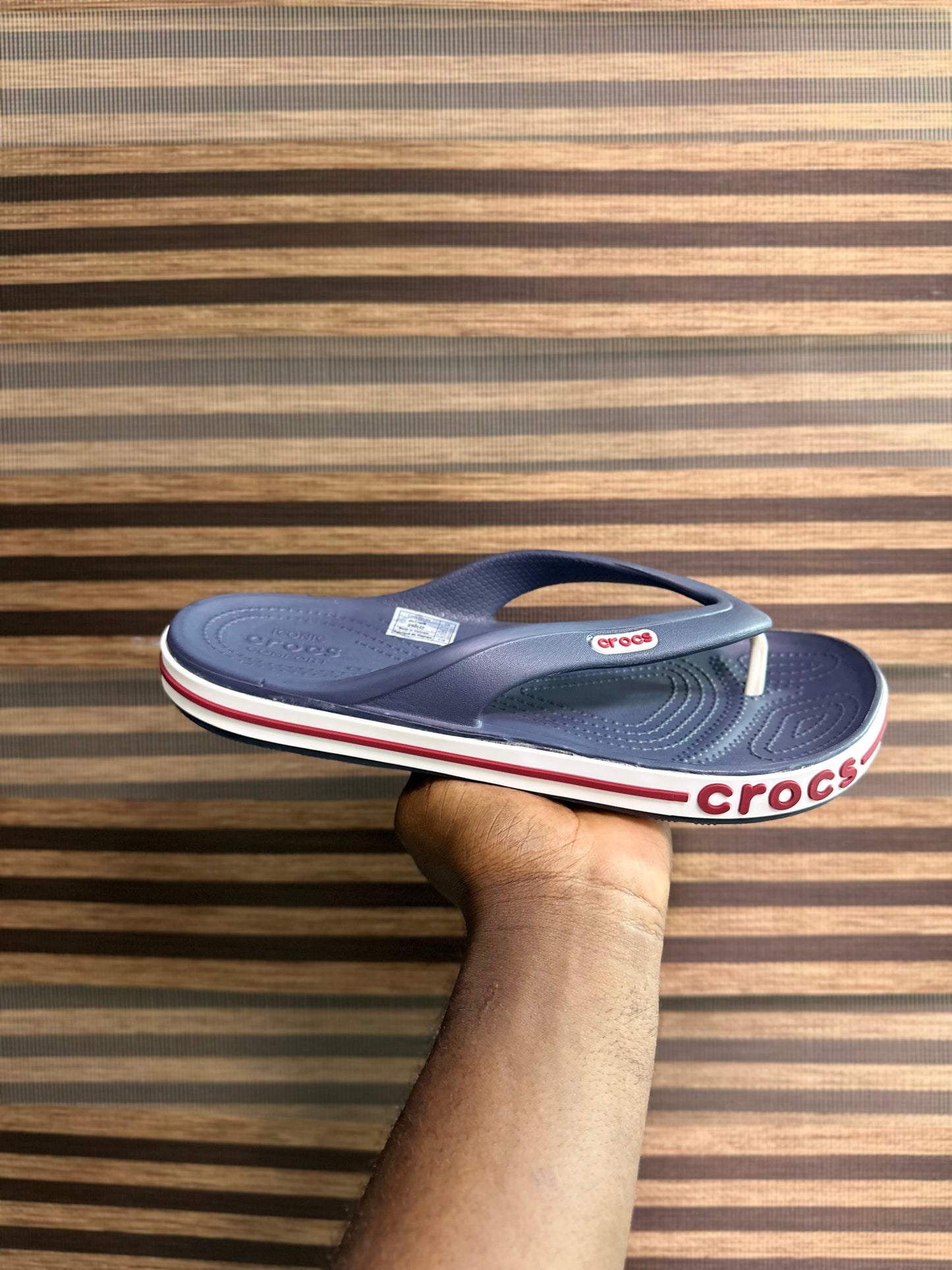 Crocs flip