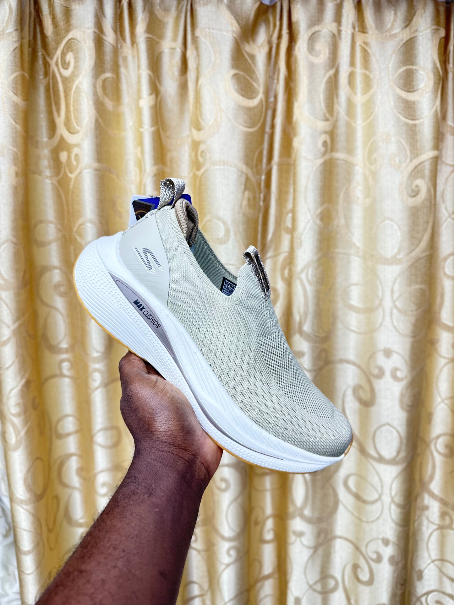 Skechers pro-cushion