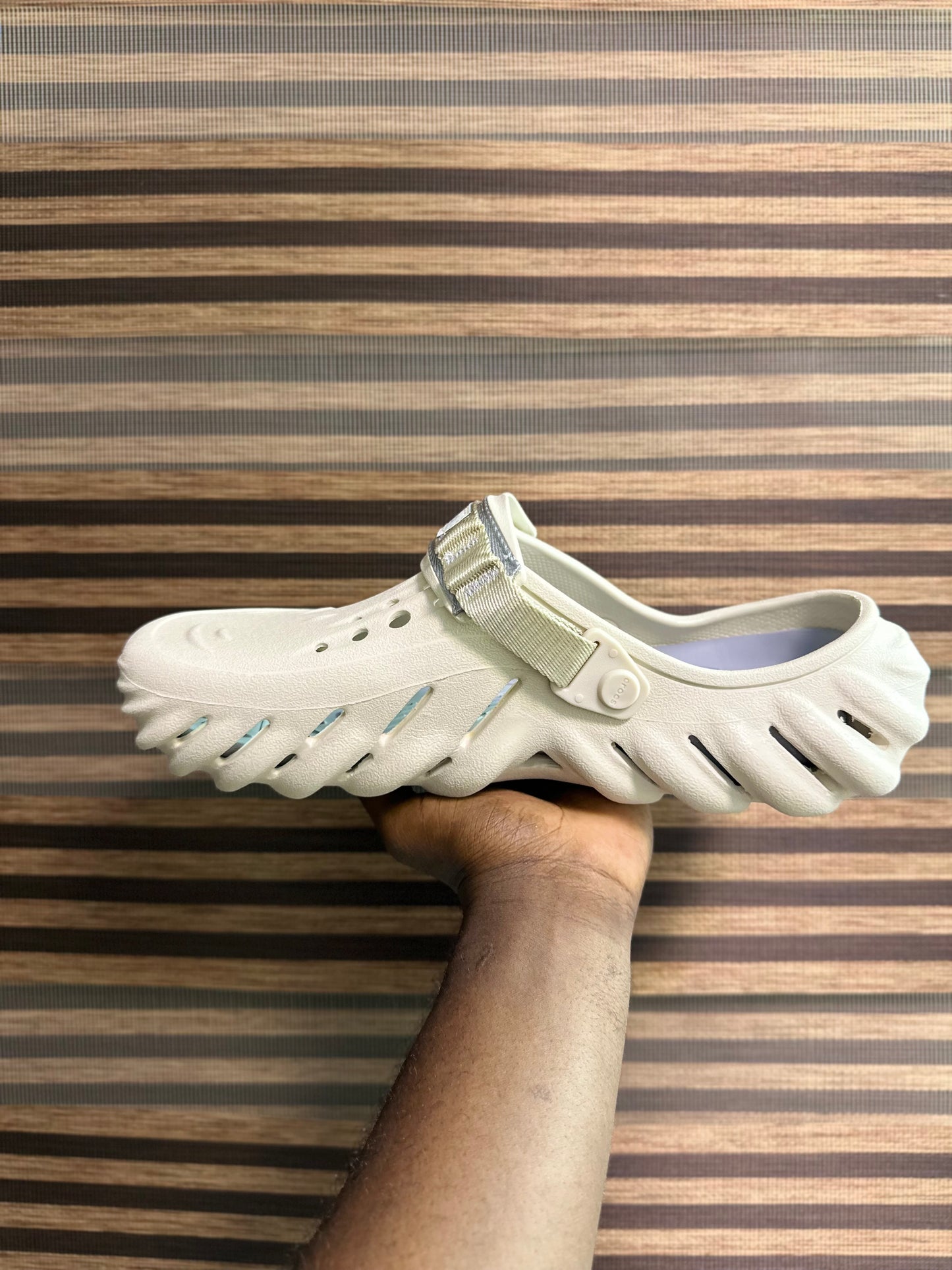 Crocs echo