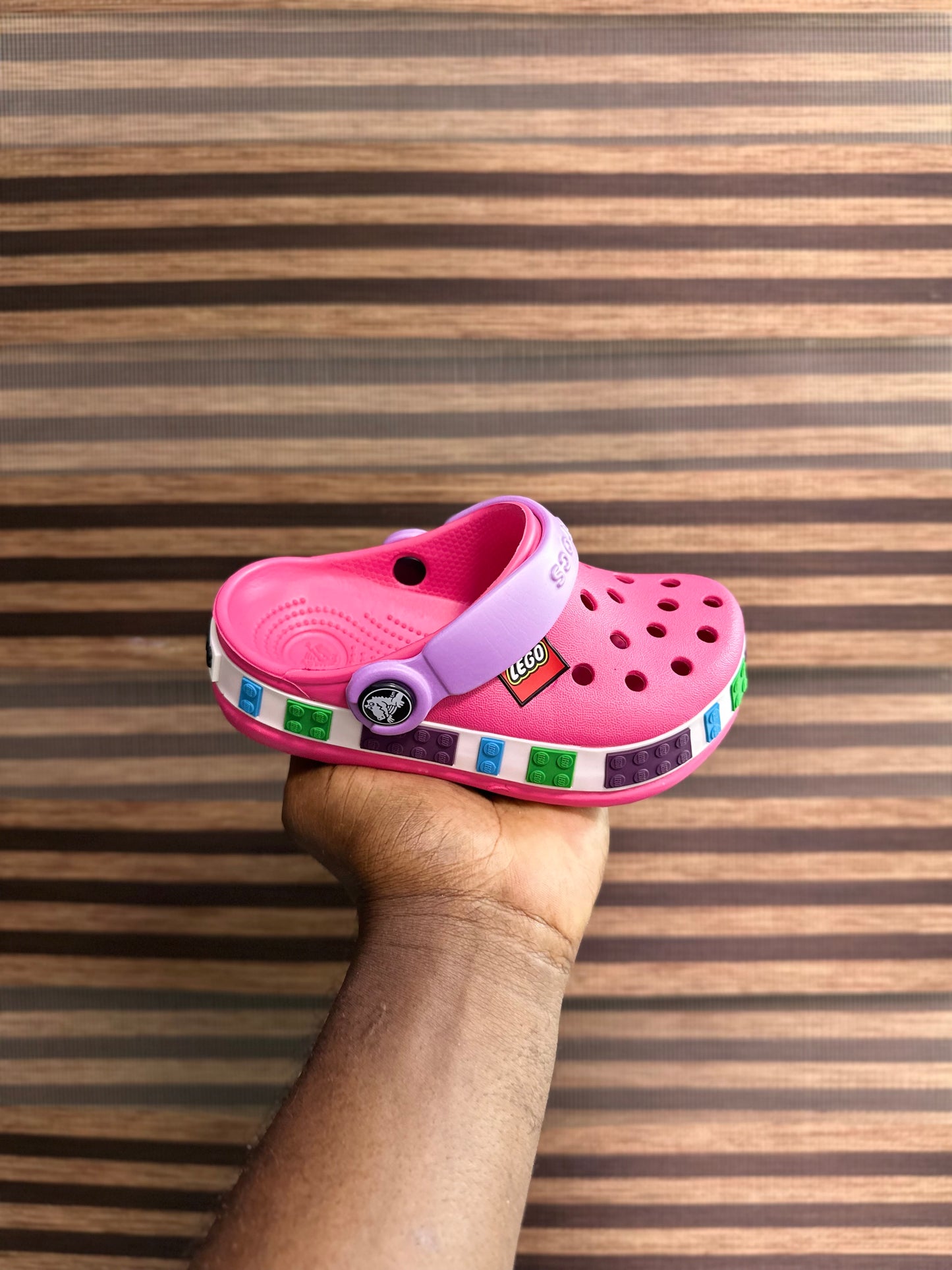 Crocs enfant lego