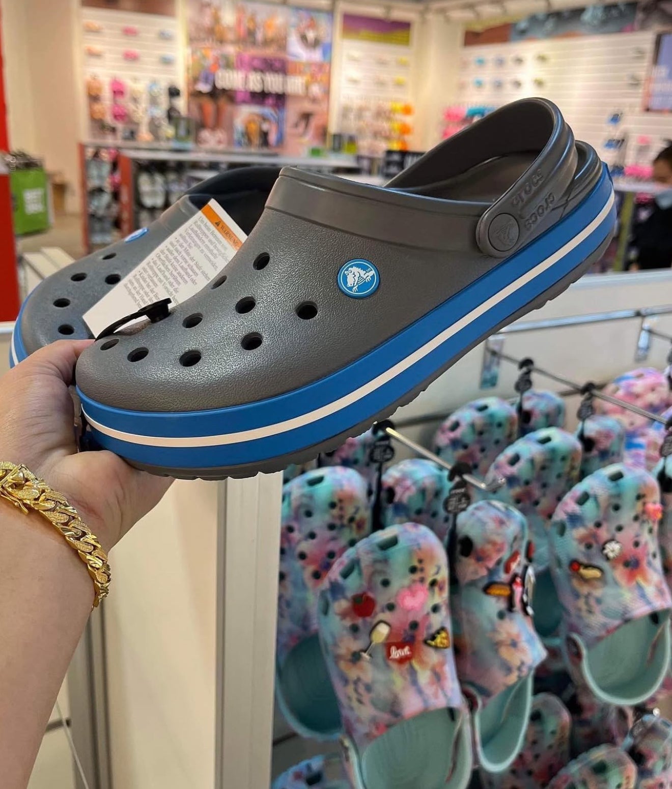 Crocs band