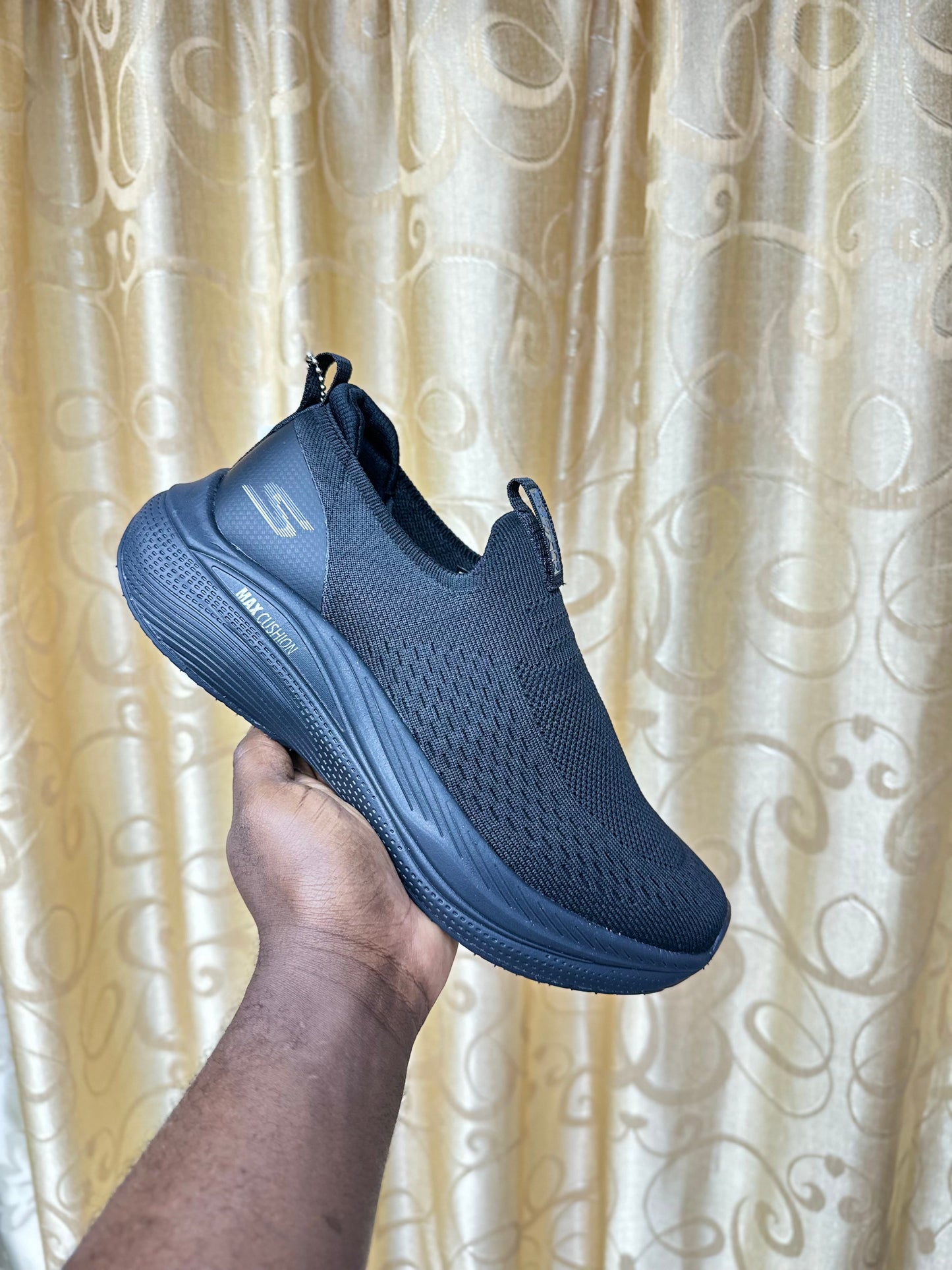 Skechers pro-cushion