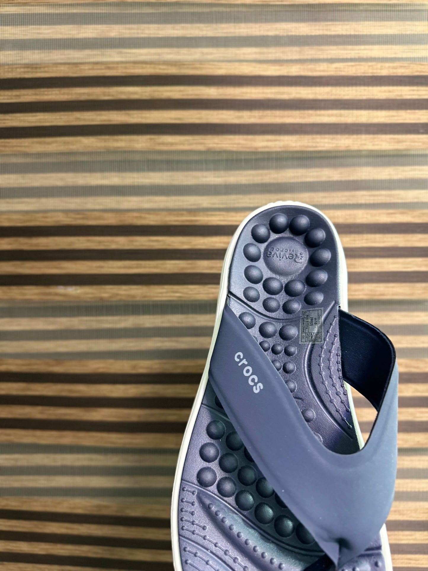 Crocs reviva