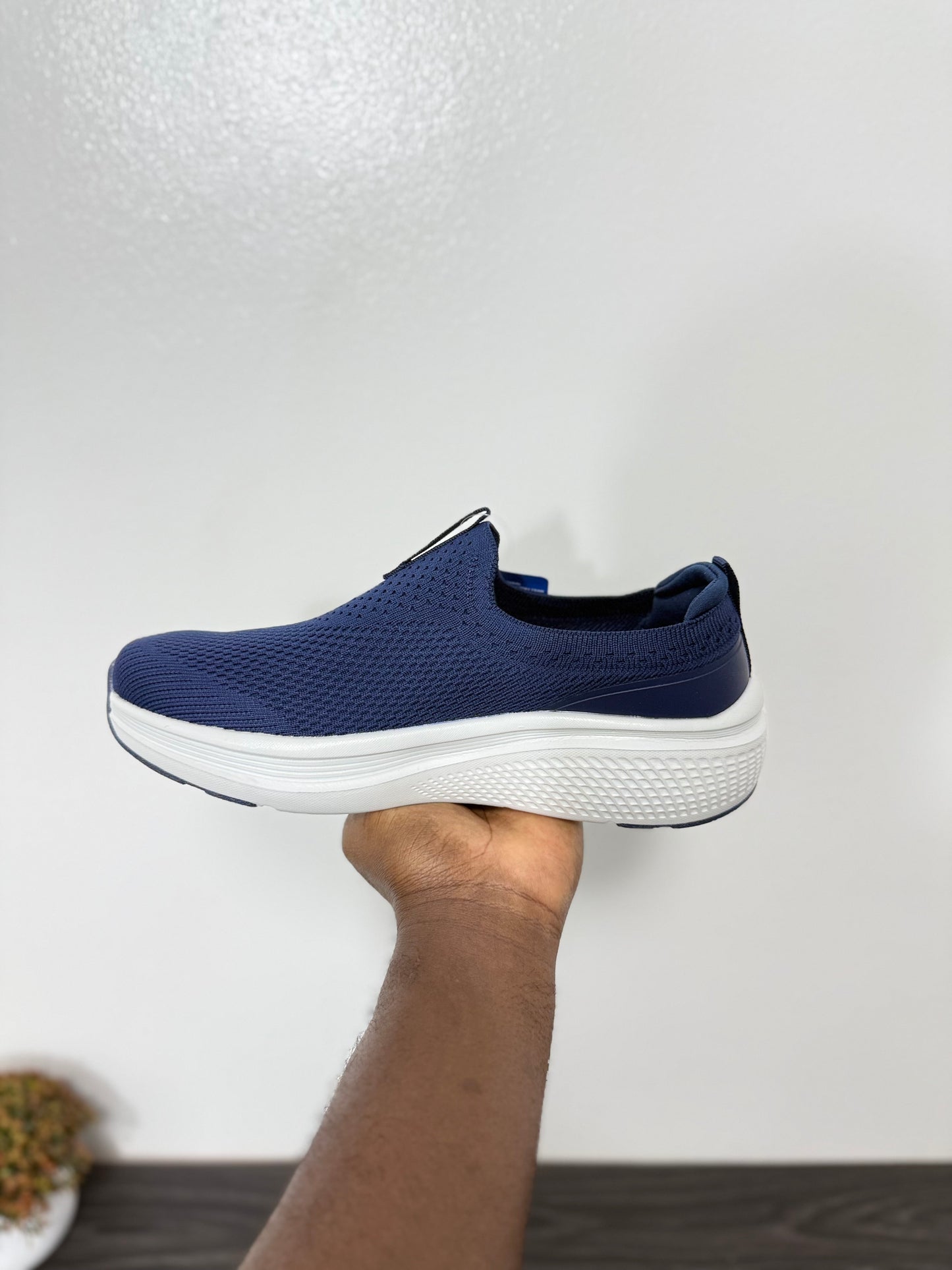 Skechers go run