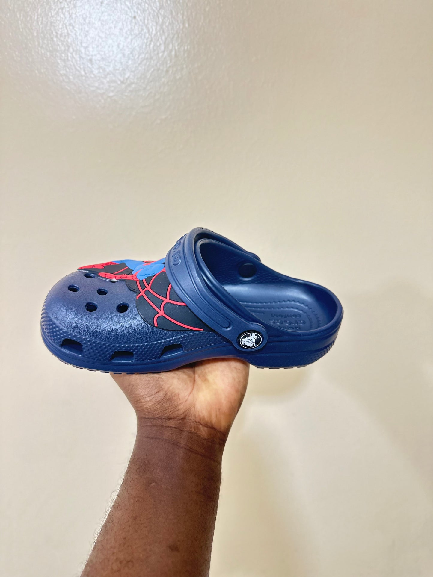 Crocs enfant spiderman