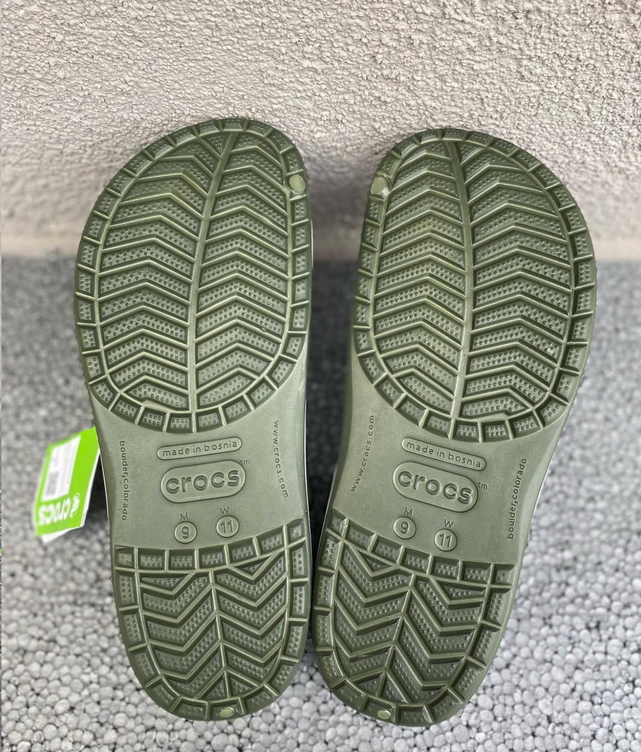 Crocs band