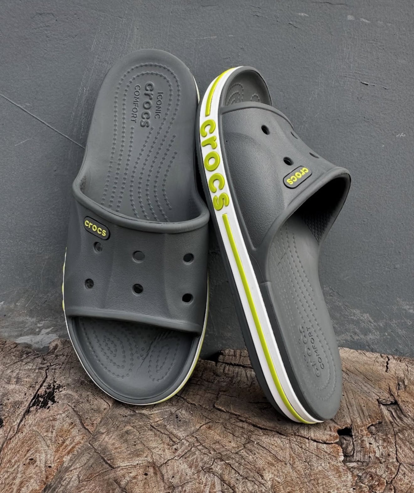 Crocs slide