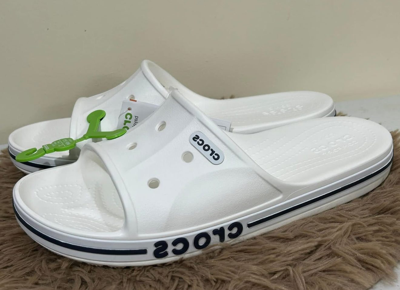 Crocs slide