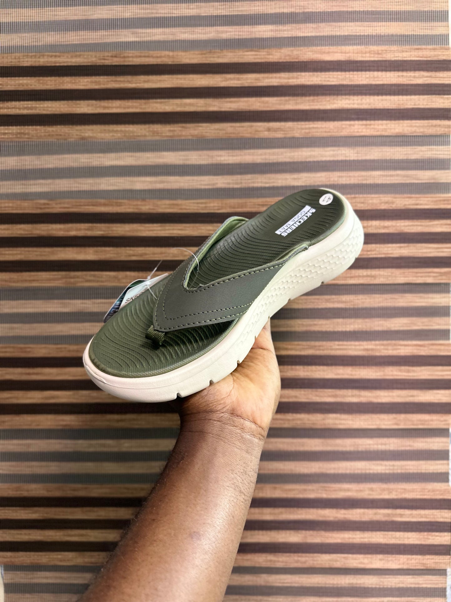 Skechers flip