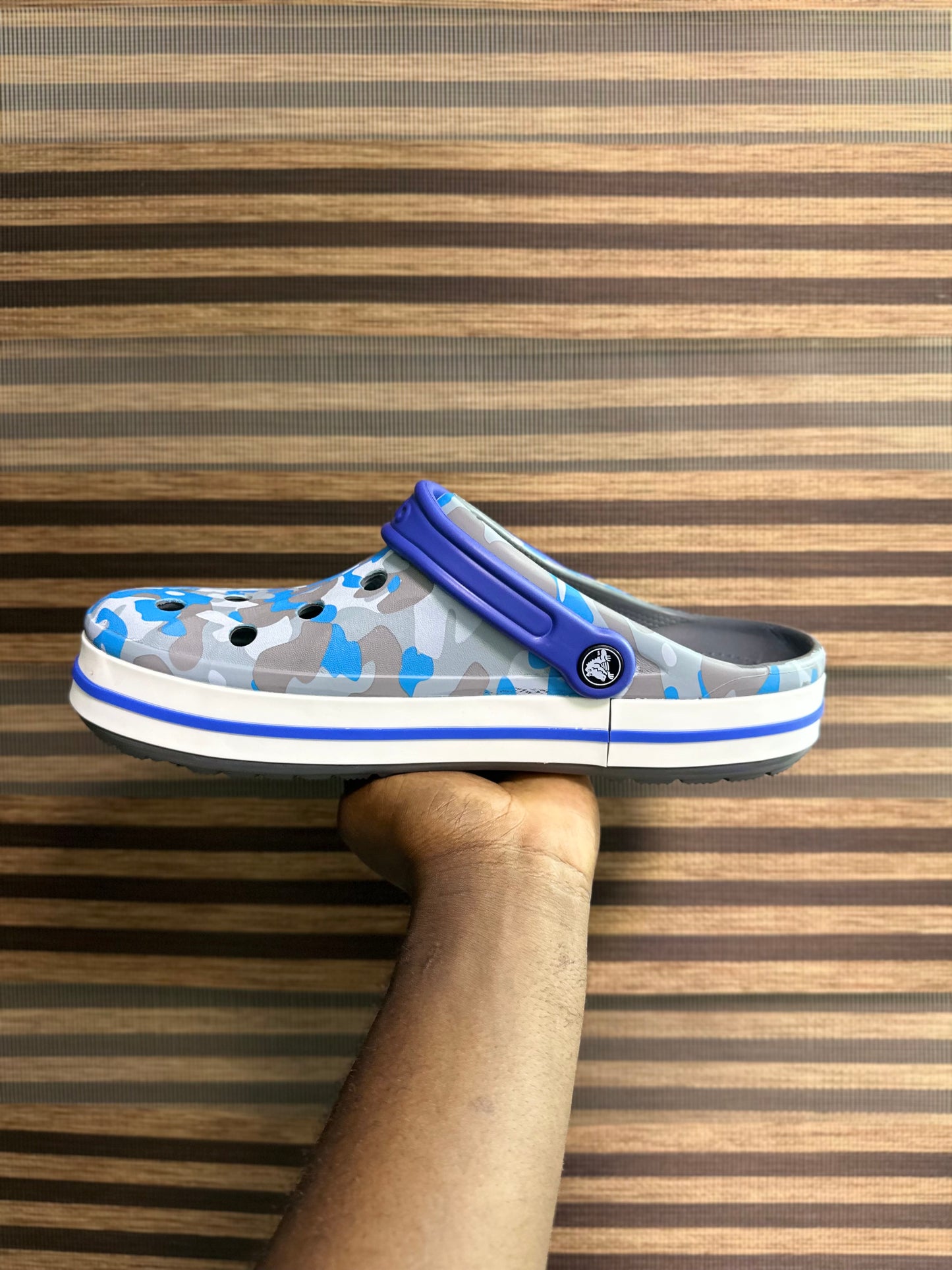 Crocs atlas