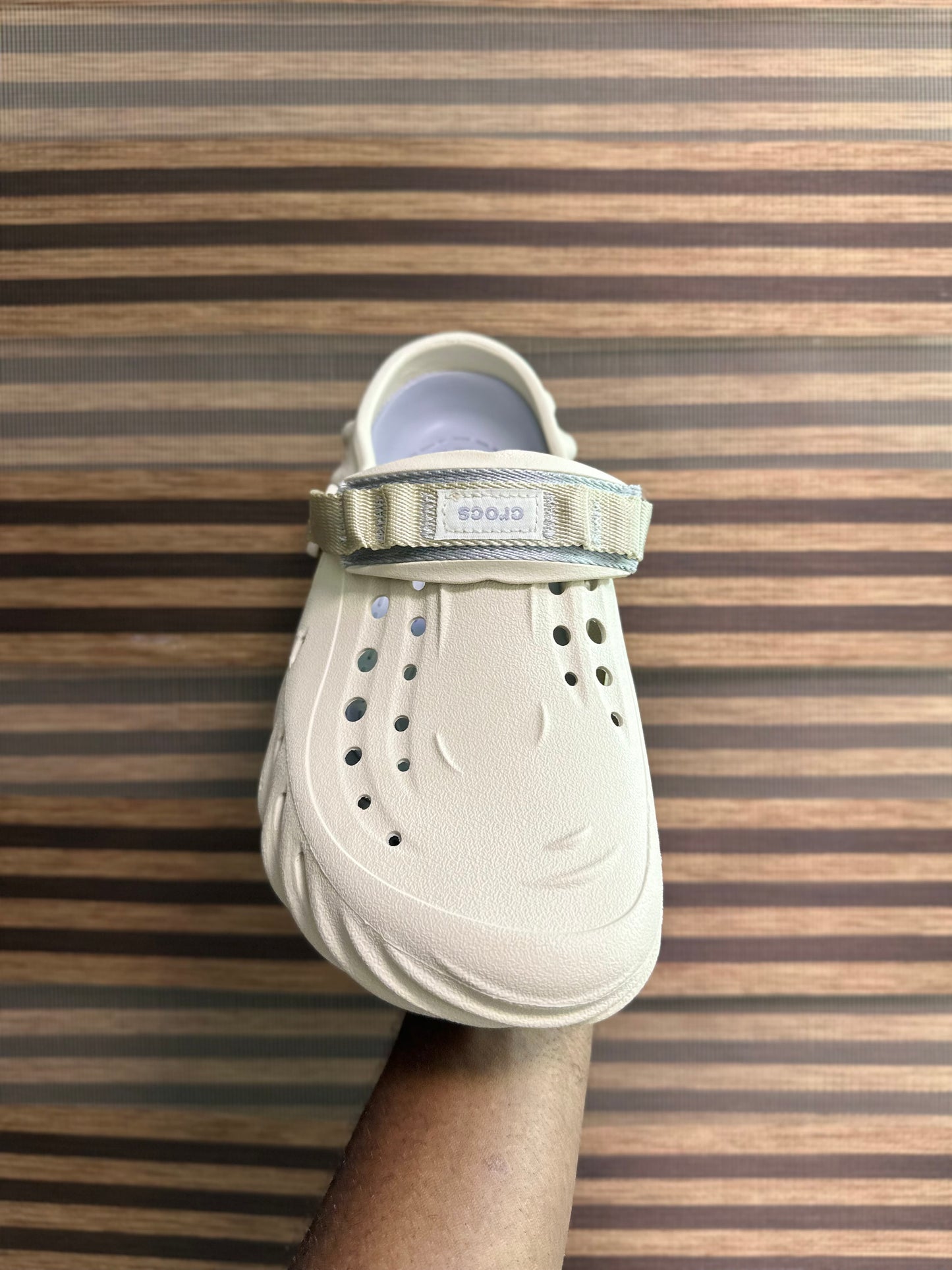Crocs echo