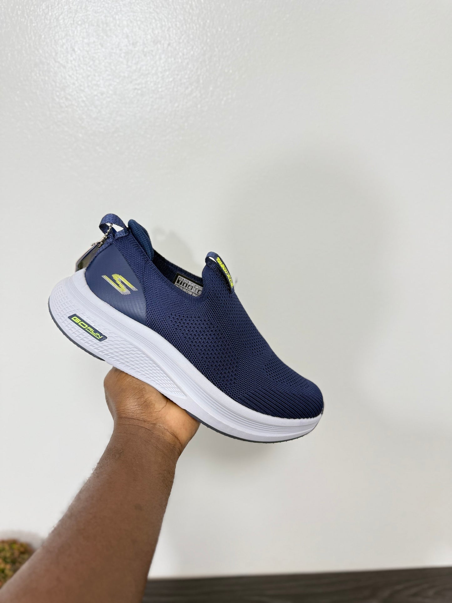 Skechers x-run