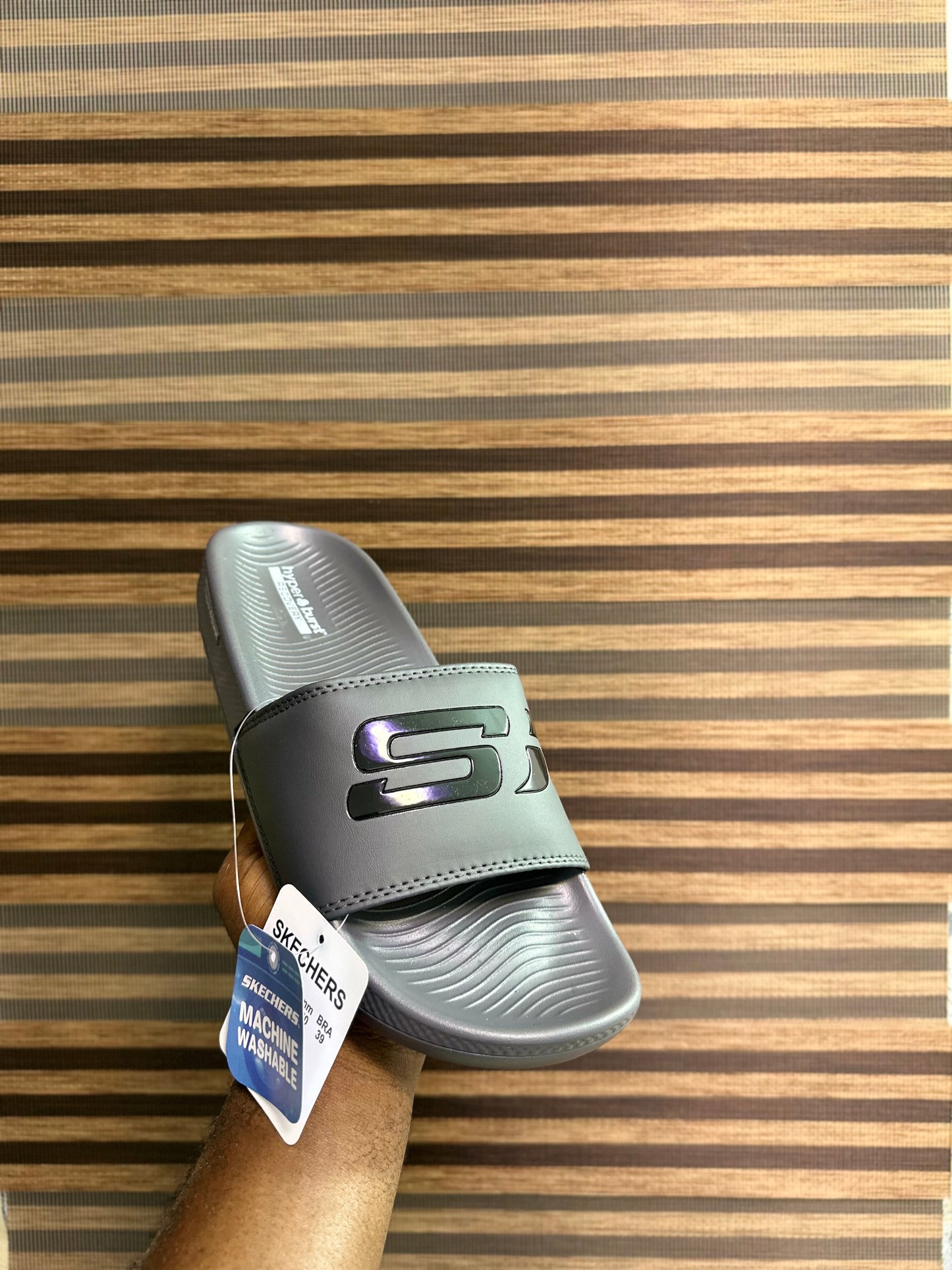Skechers slide