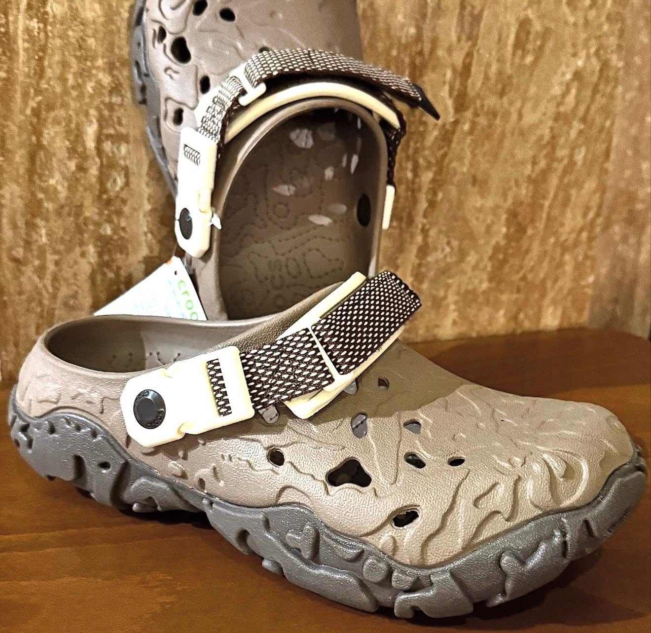 Crocs full power