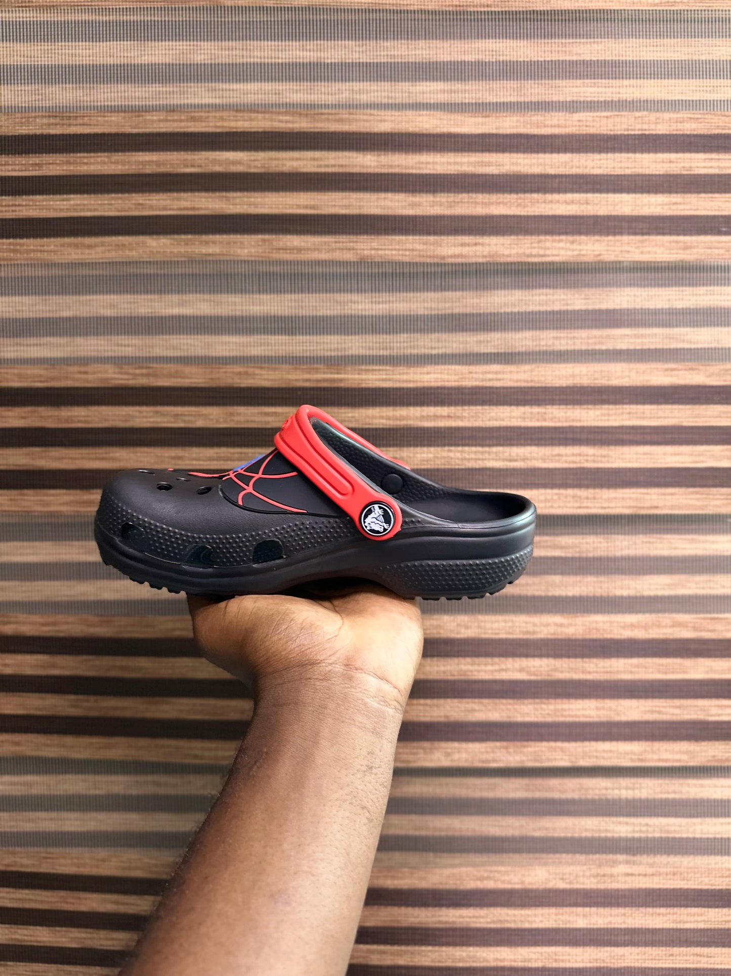 Crocs enfant spiderman