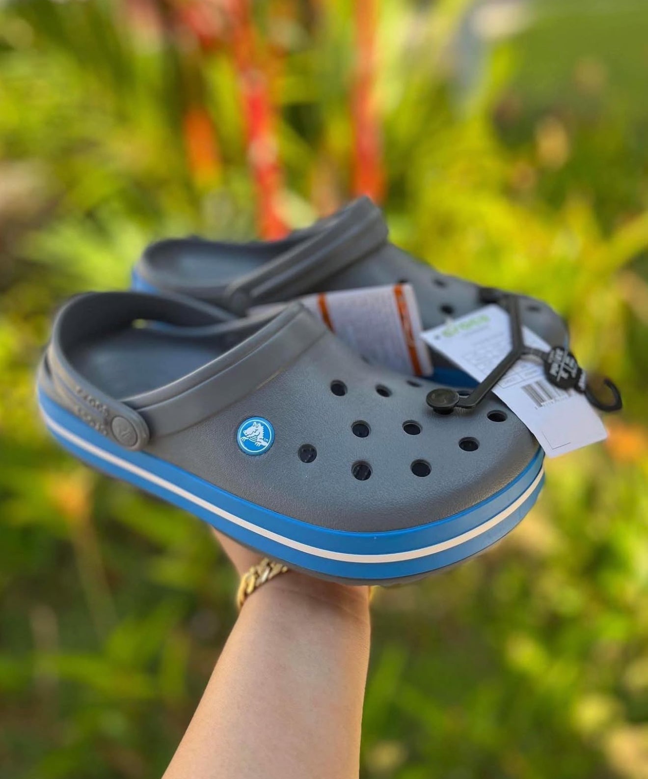 Crocs band