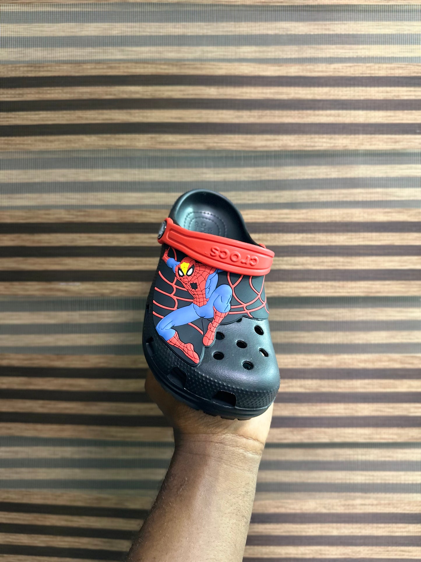 Crocs enfant spiderman