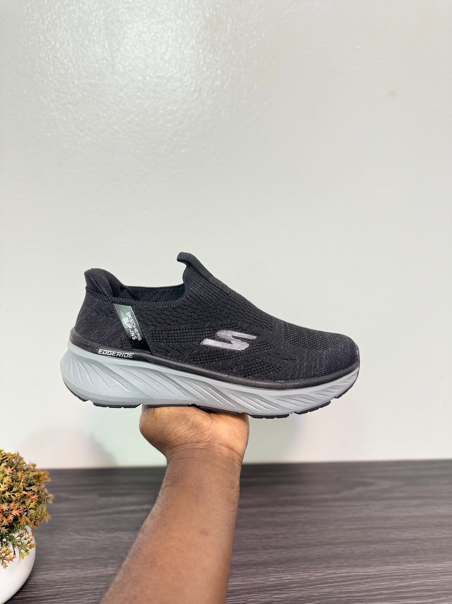 Skechers edge ride