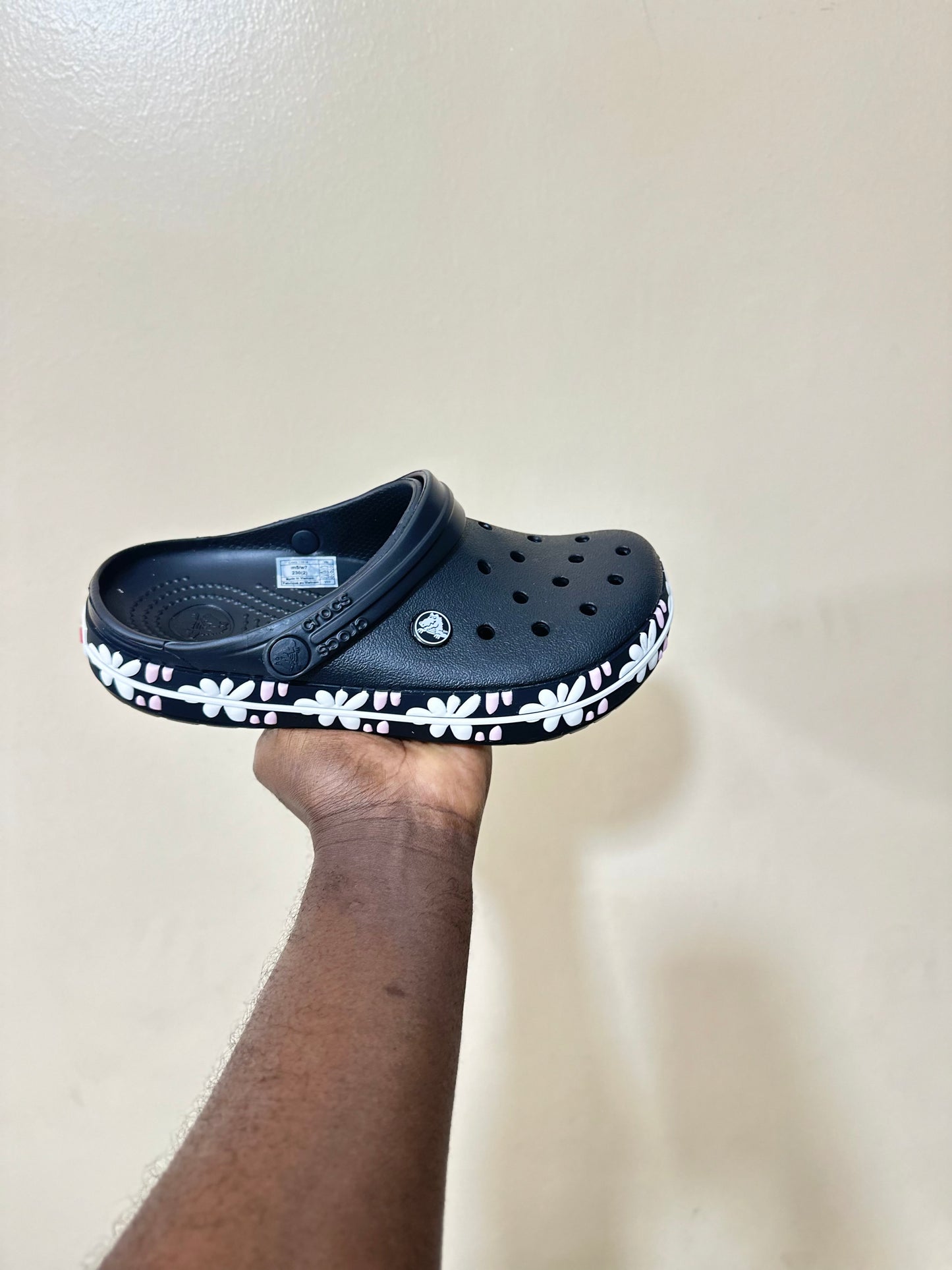 Crocs band