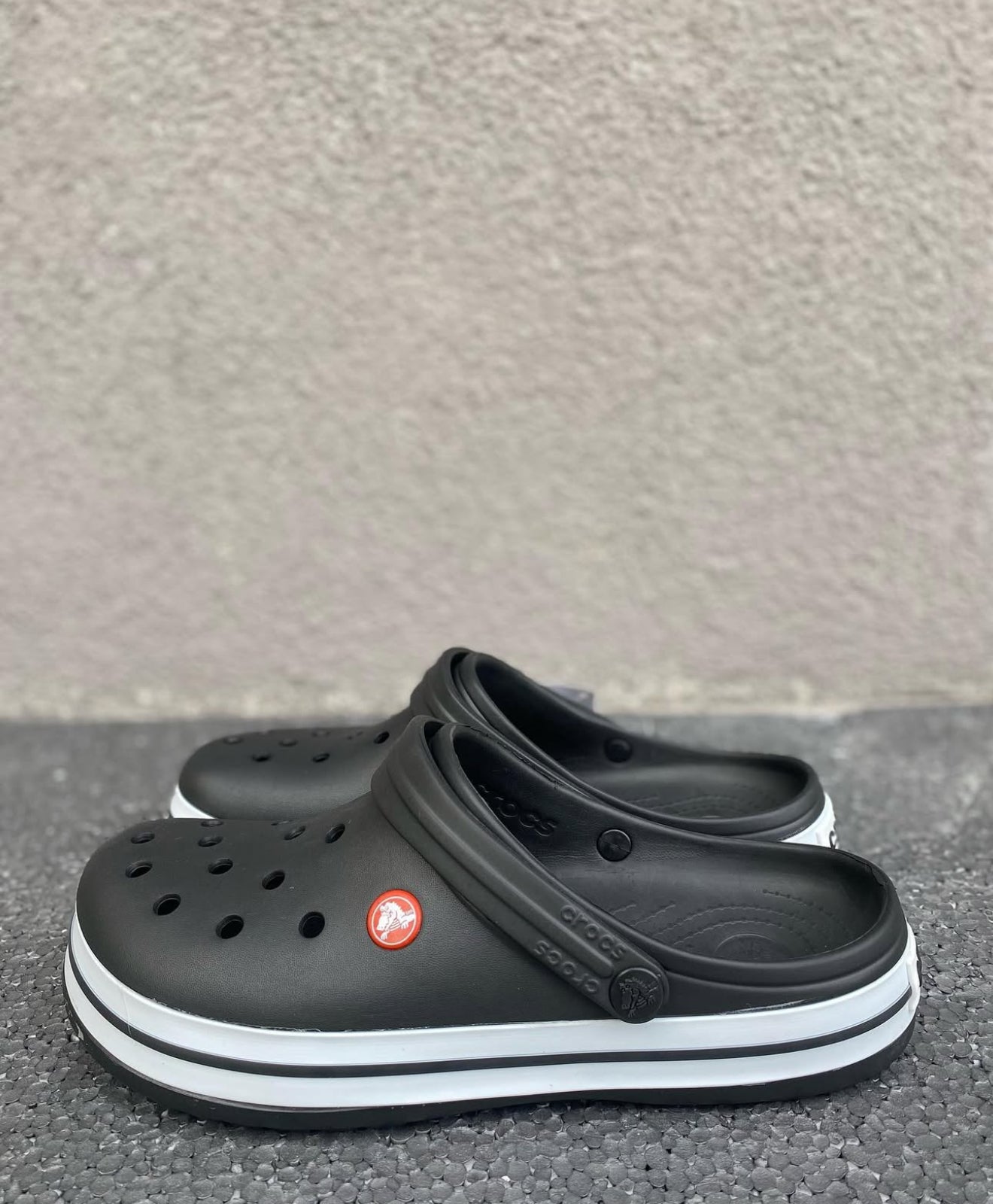 Crocs band