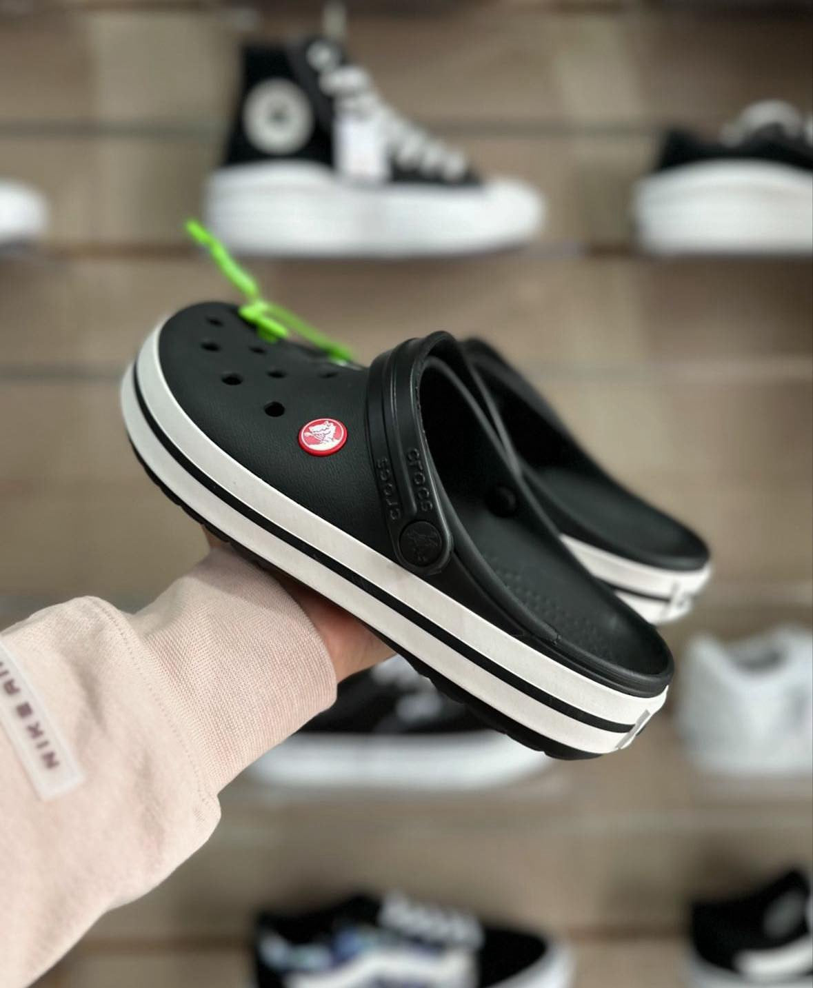Crocs band