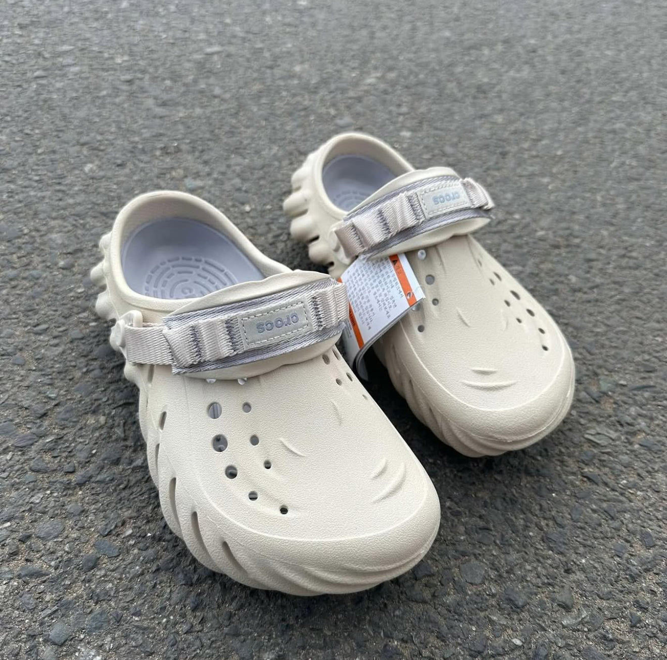 Crocs echo