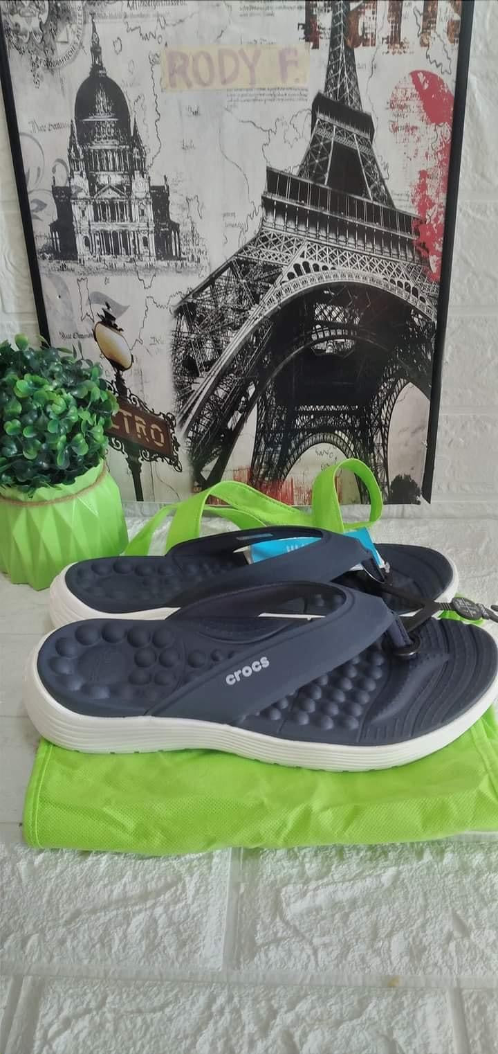 Crocs reviva