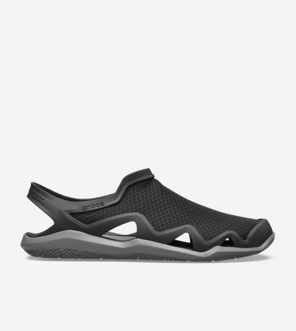Crocs relaxed