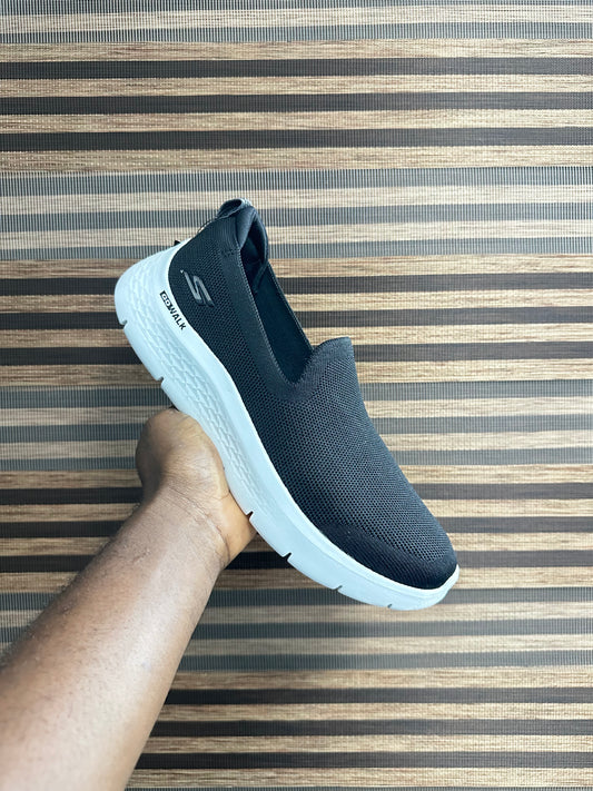 Skechers Slip on
