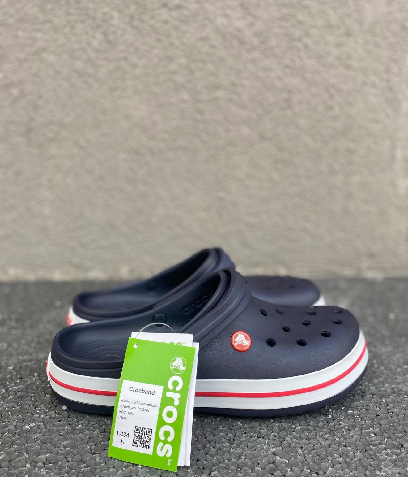 Crocs band