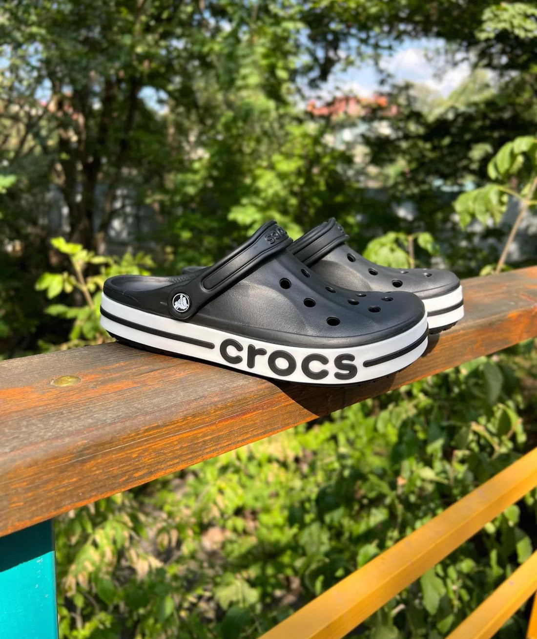 Crocs atlas