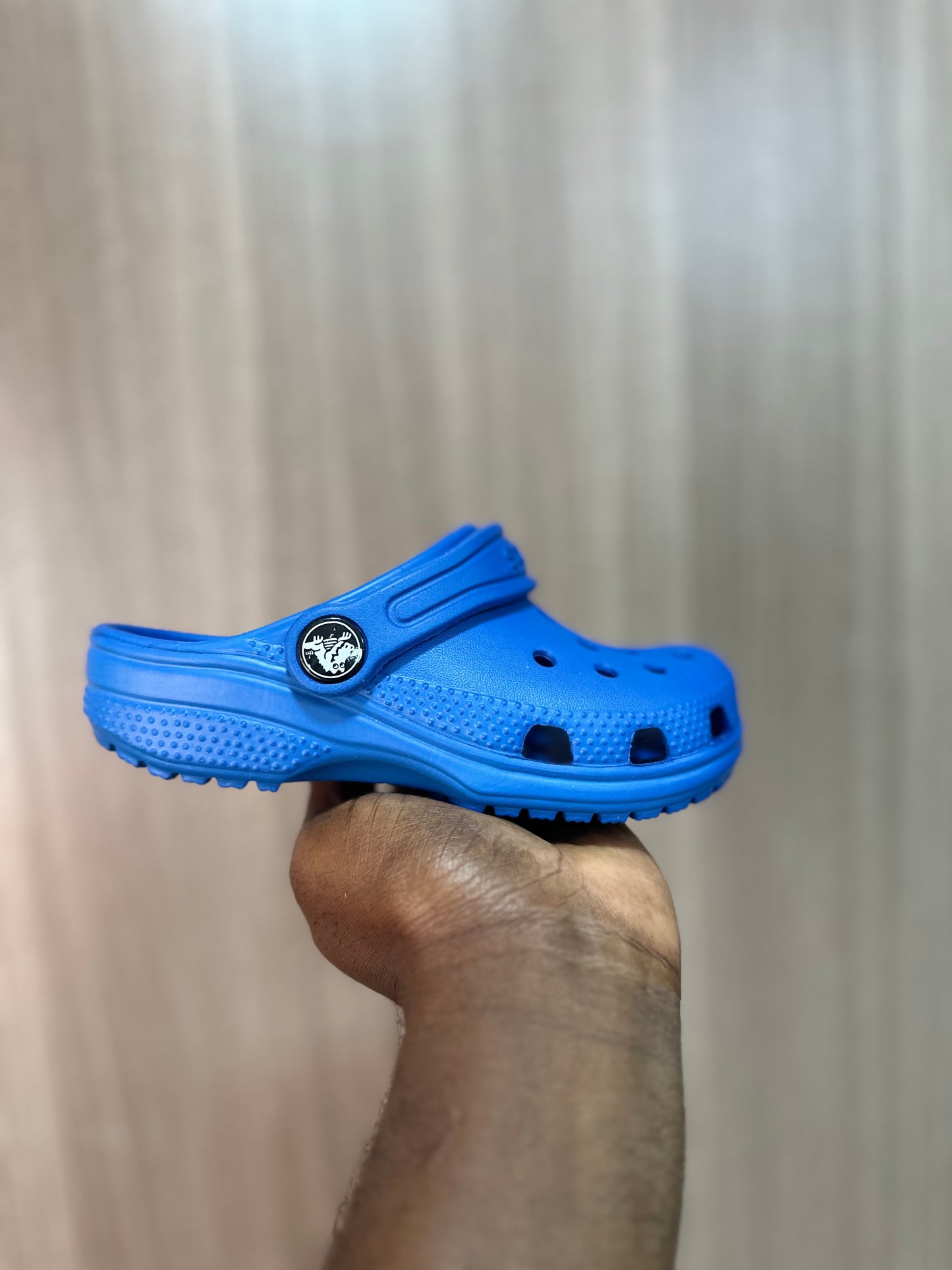 Crocs classique enfant bleu