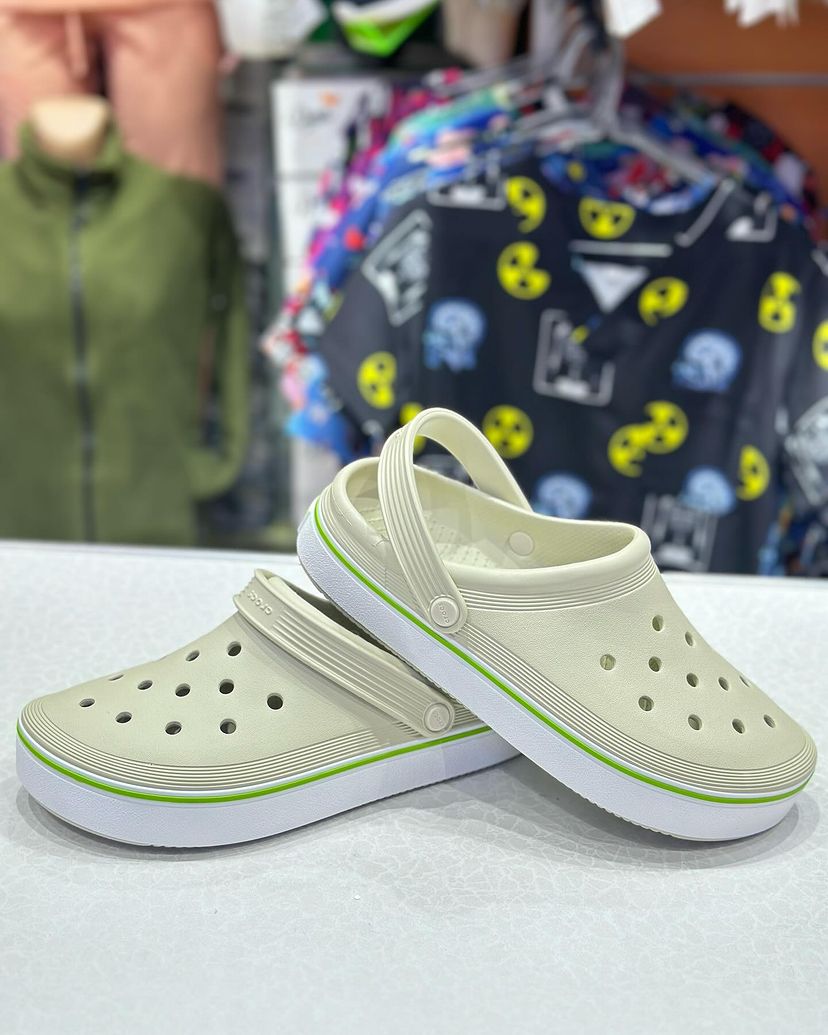 Crocs Premium beige