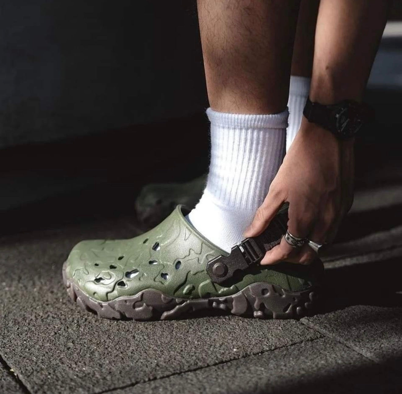 Crocs full power