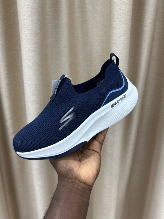 Skechers Max cushion