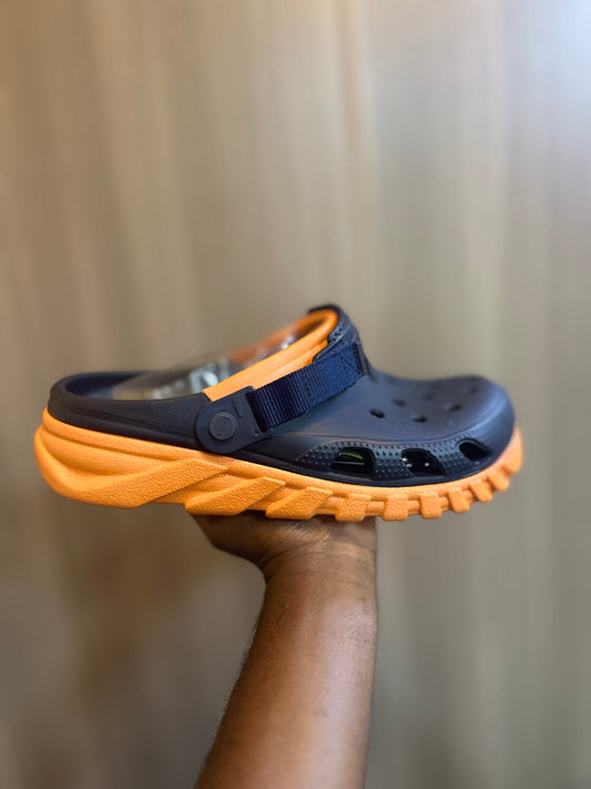 Crocs Confort Max orange bleu