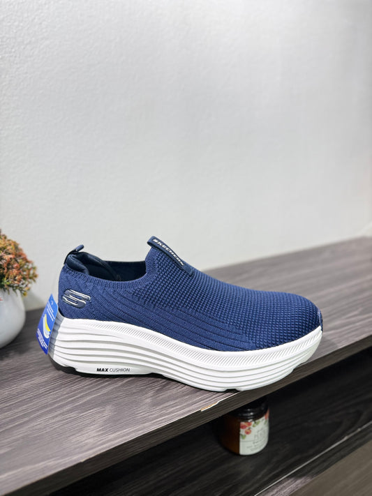 Skechers max cushion