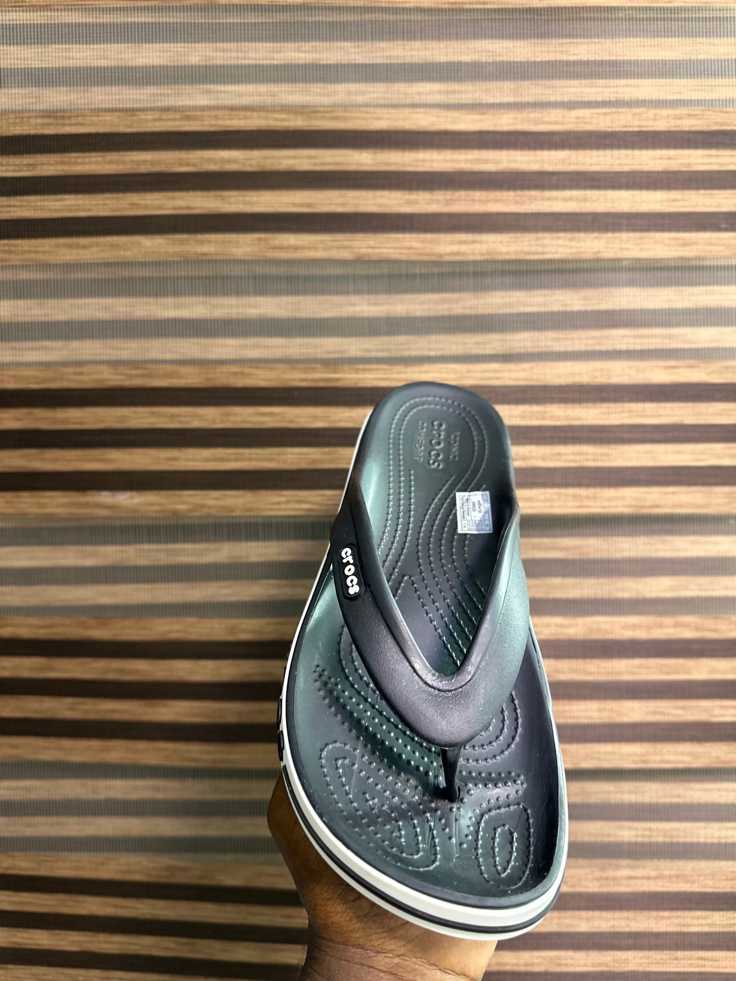 Crocs flip
