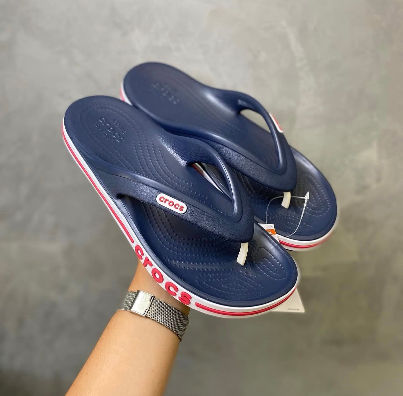 Crocs flip