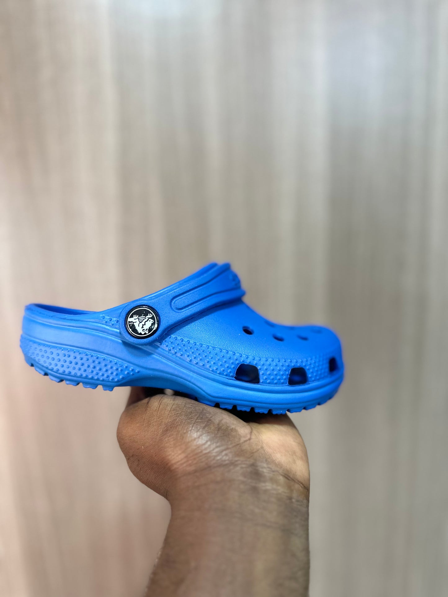 Crocs classique enfant bleu