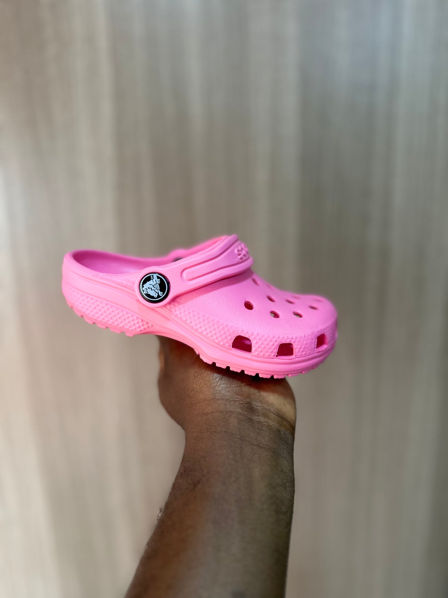 Crocs classique enfant rose