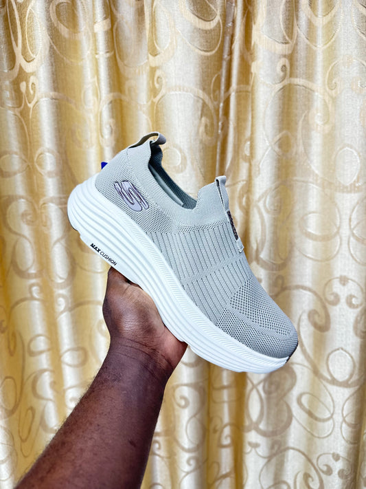 Skechers max cushion