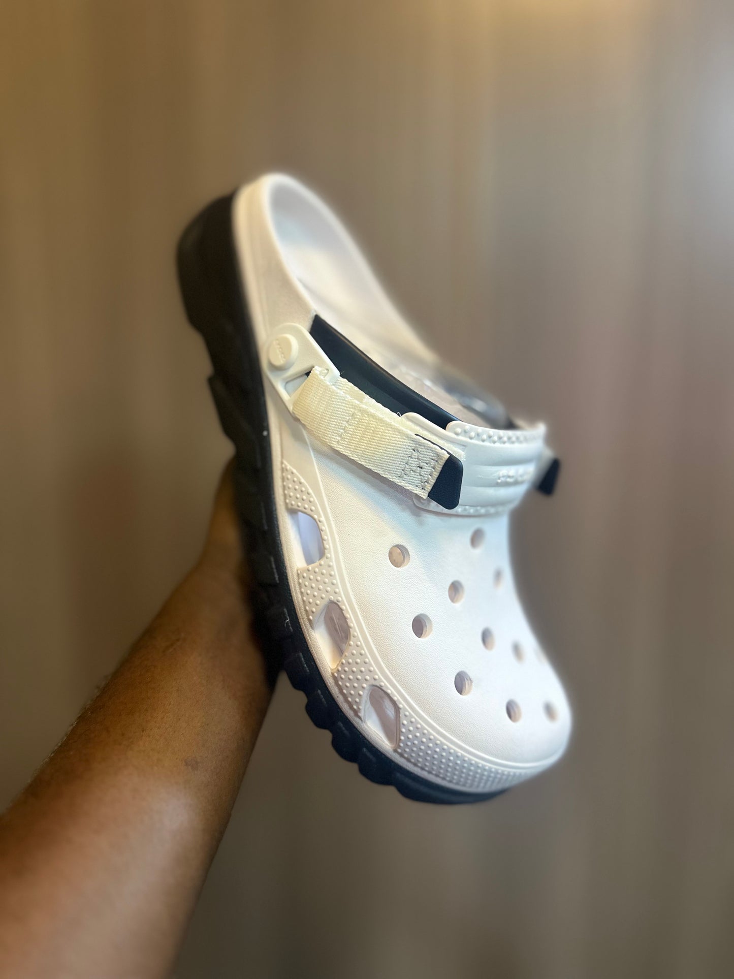 Crocs Confort Max blancs