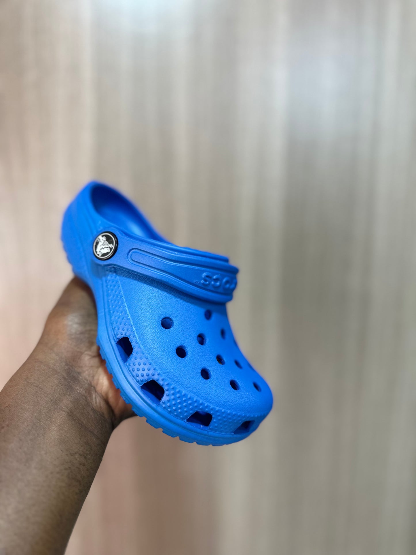 Crocs classique enfant bleu