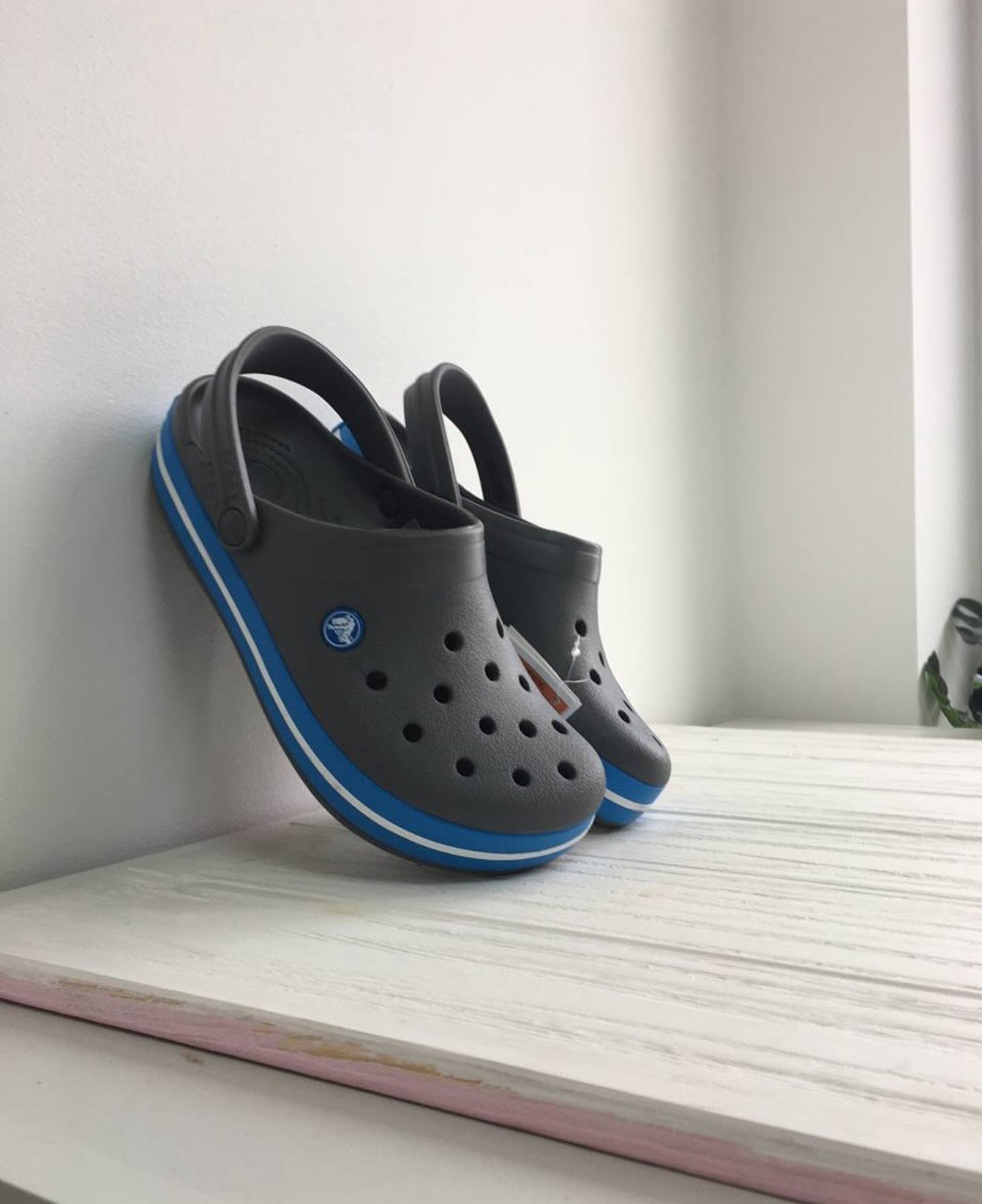 Crocs band