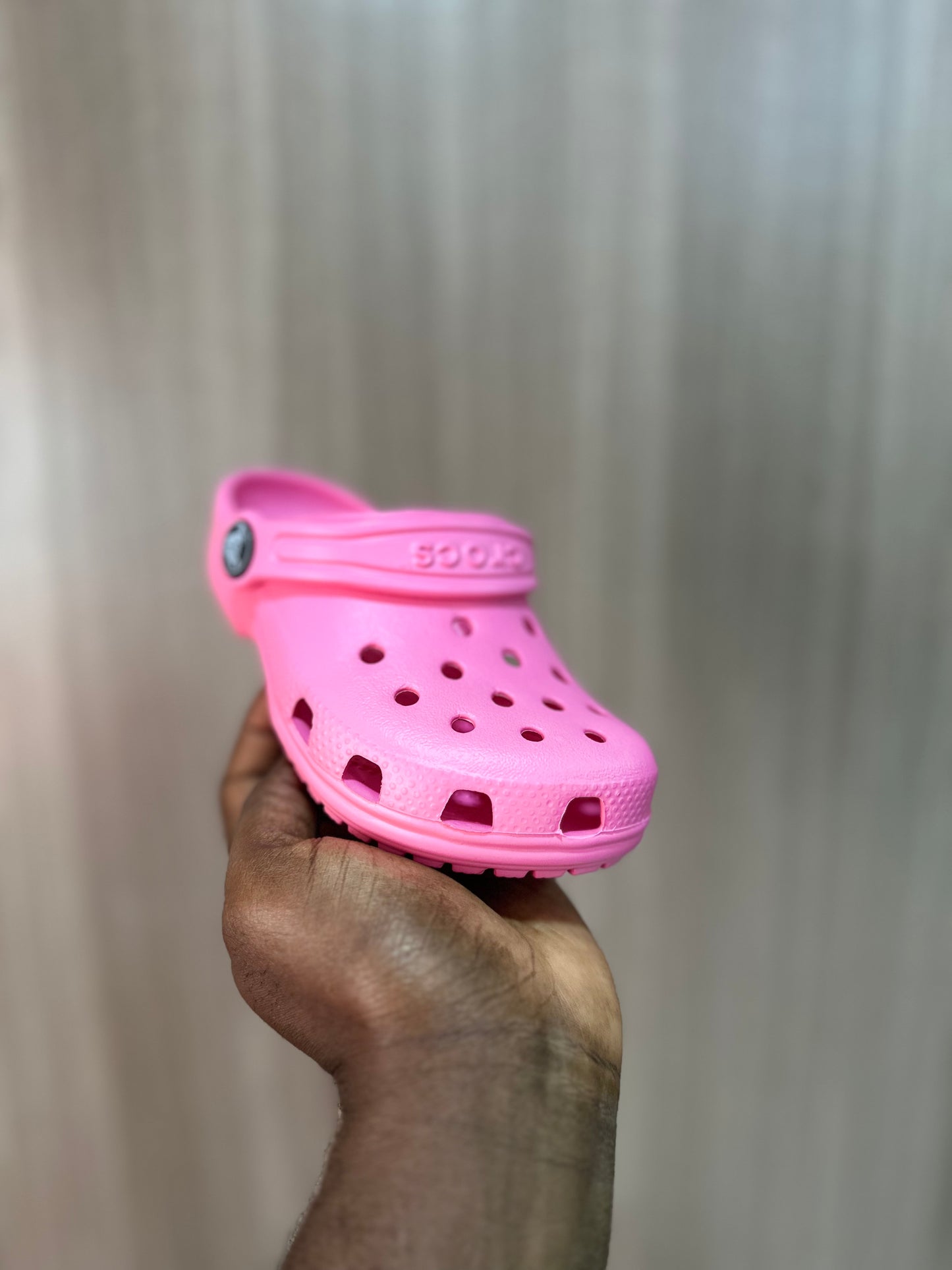 Crocs classique enfant rose