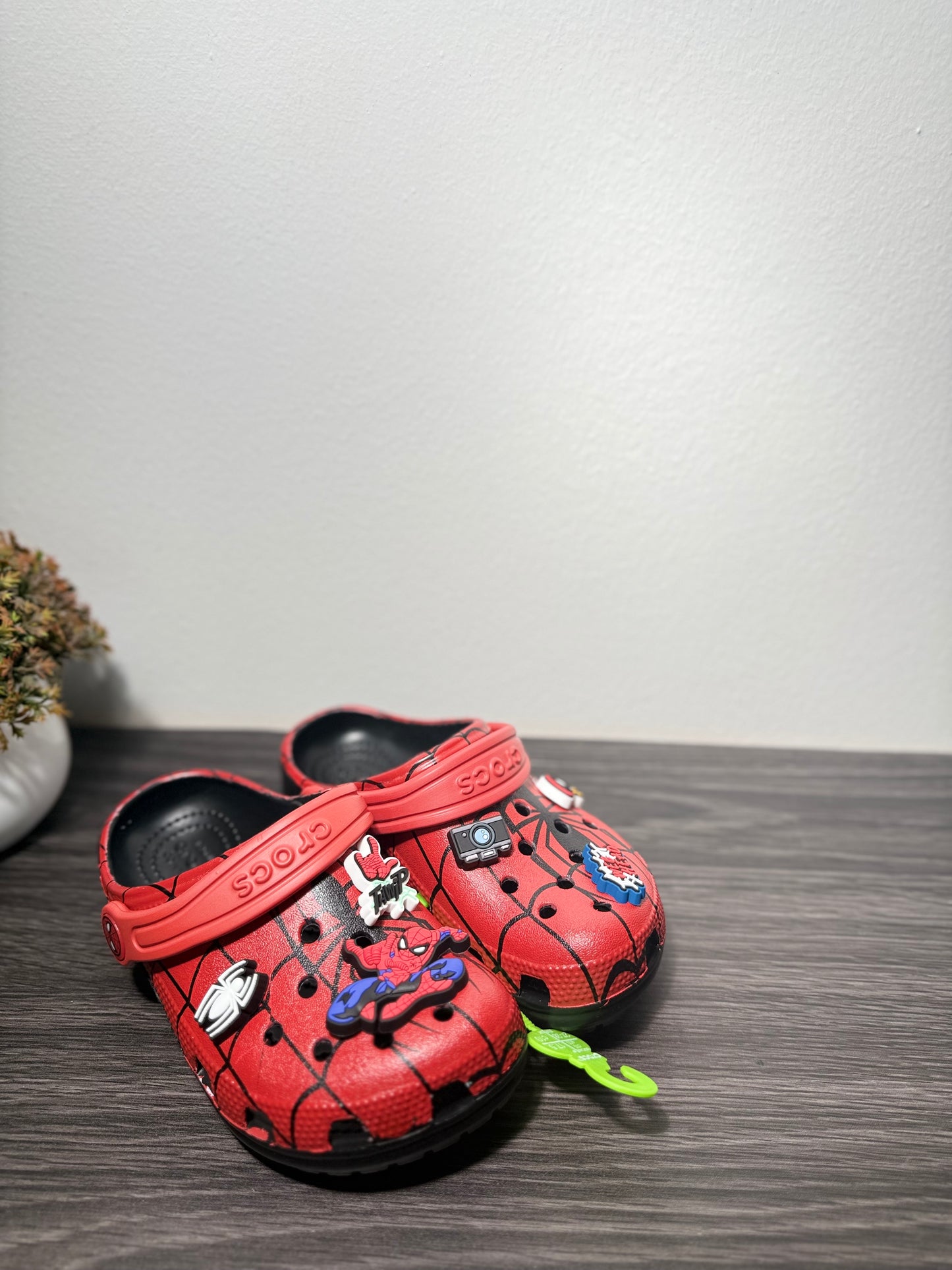 Crocs enfant spiderman