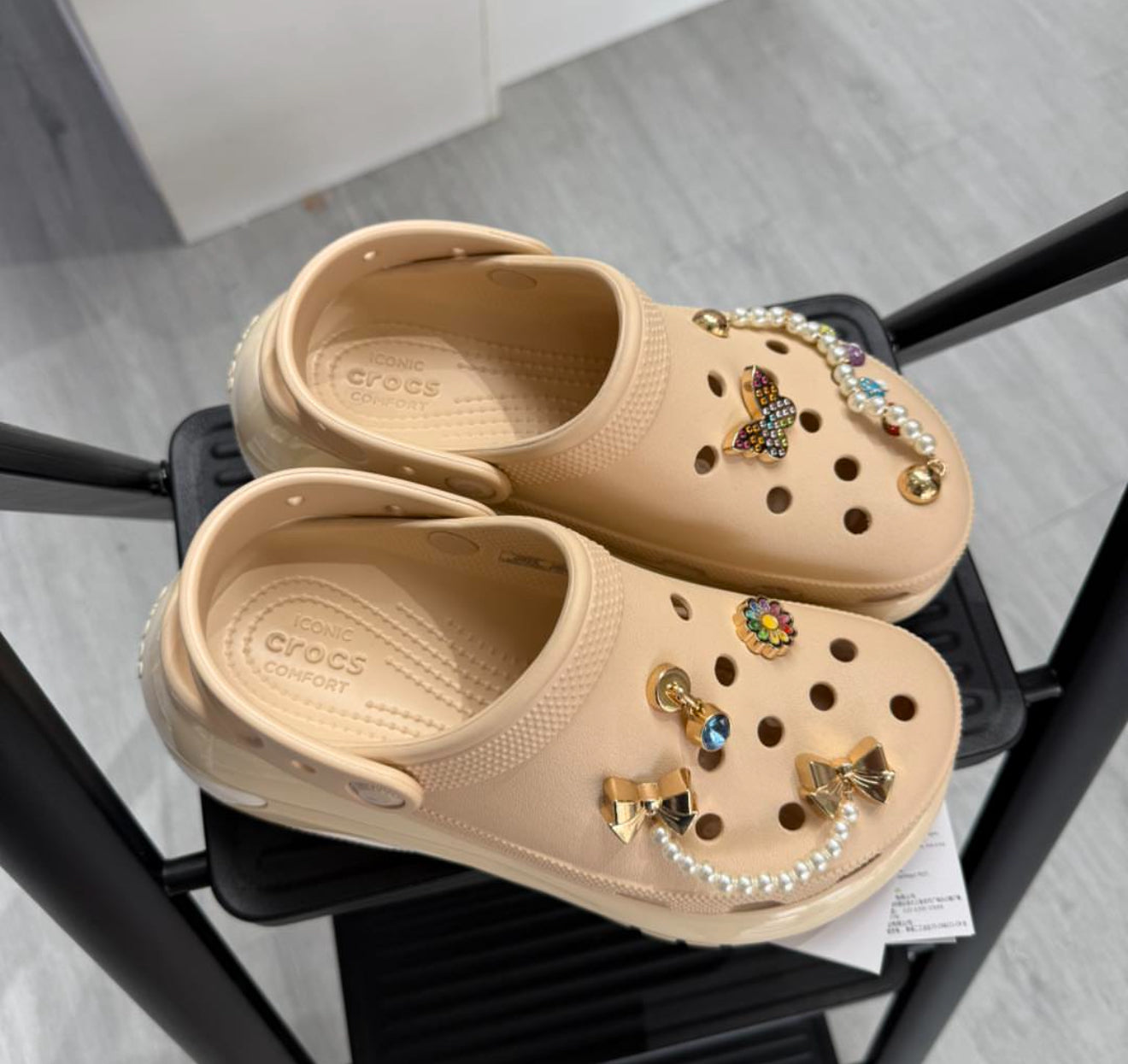 Crocs mega crush